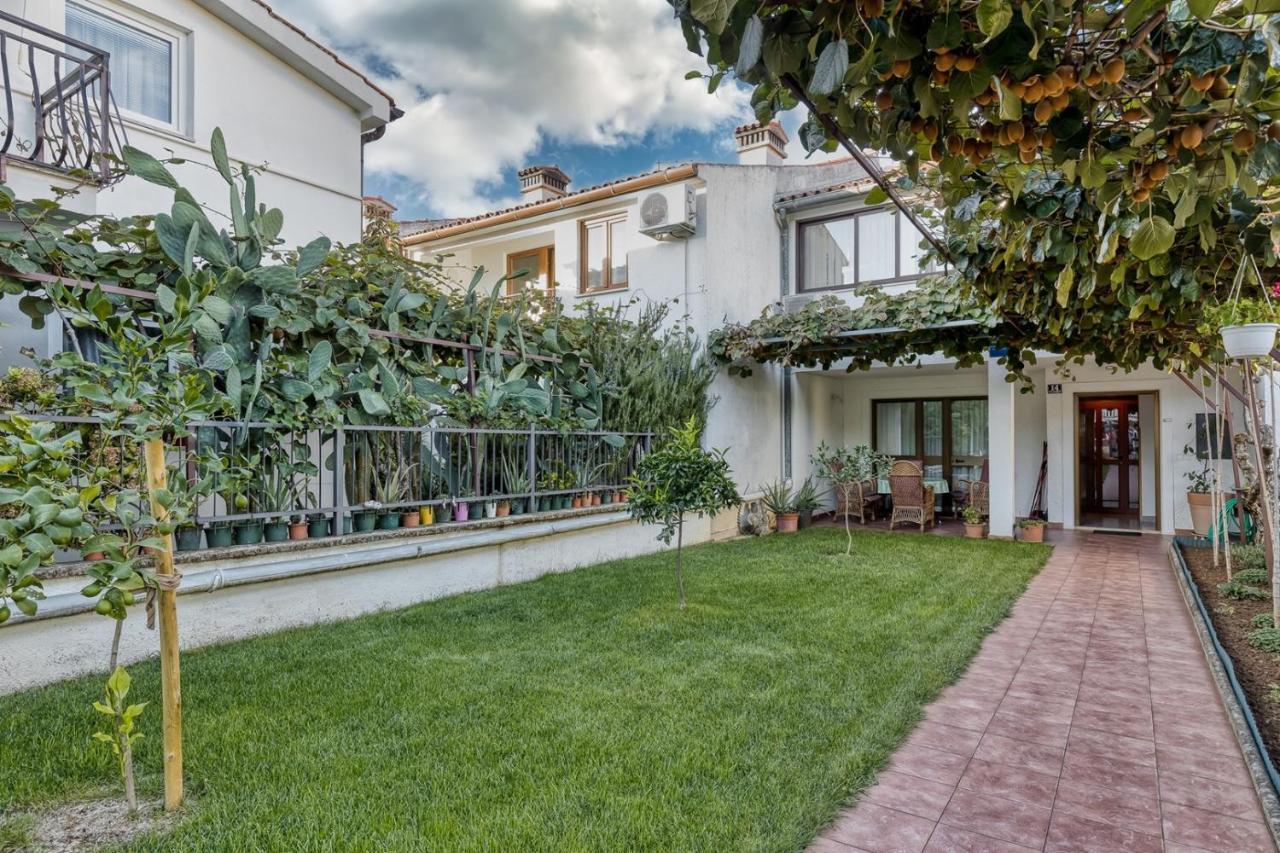 Apartment Lucijan Porec Ngoại thất bức ảnh