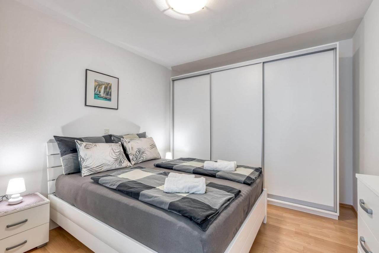 Apartment Lucijan Porec Ngoại thất bức ảnh