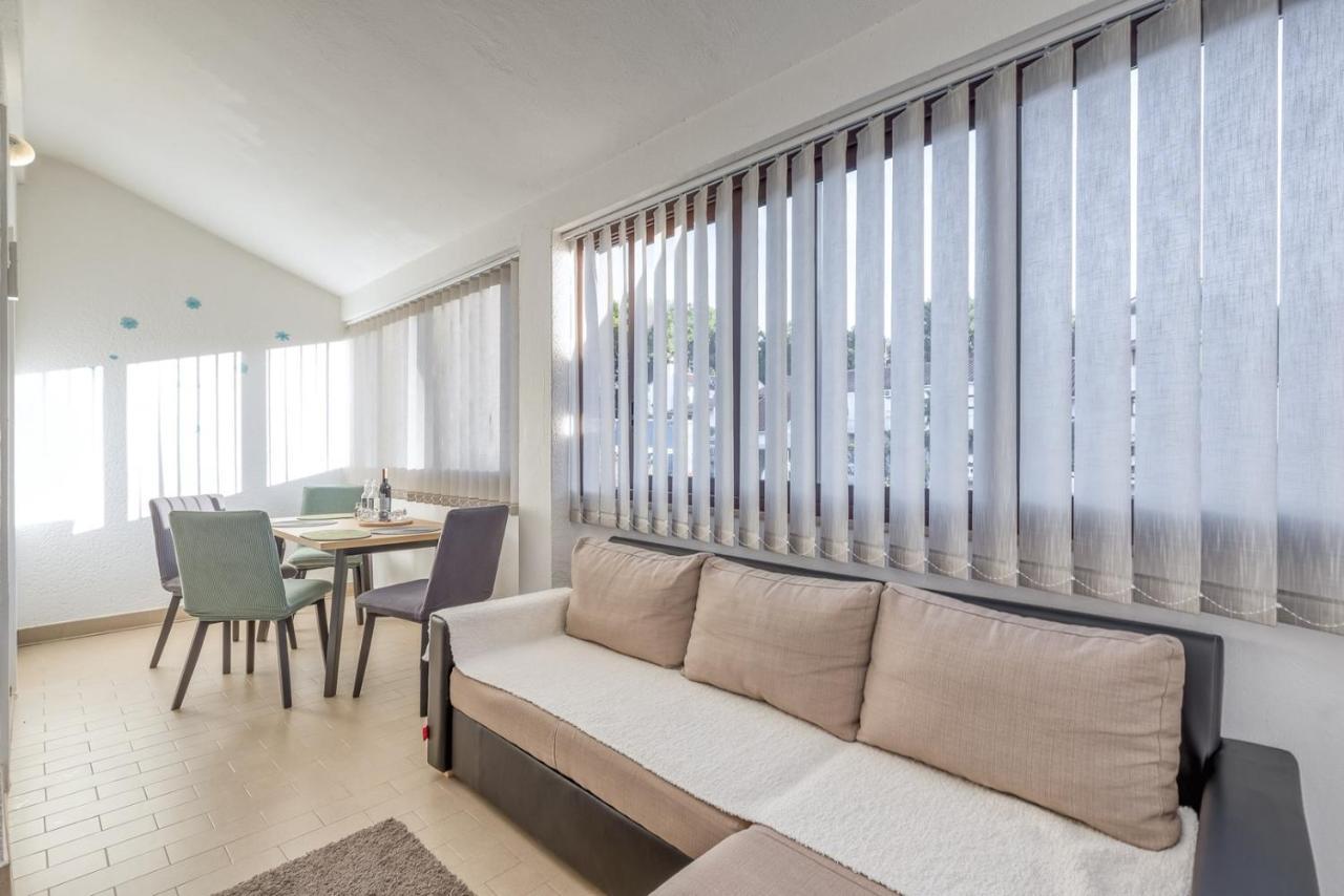 Apartment Lucijan Porec Ngoại thất bức ảnh