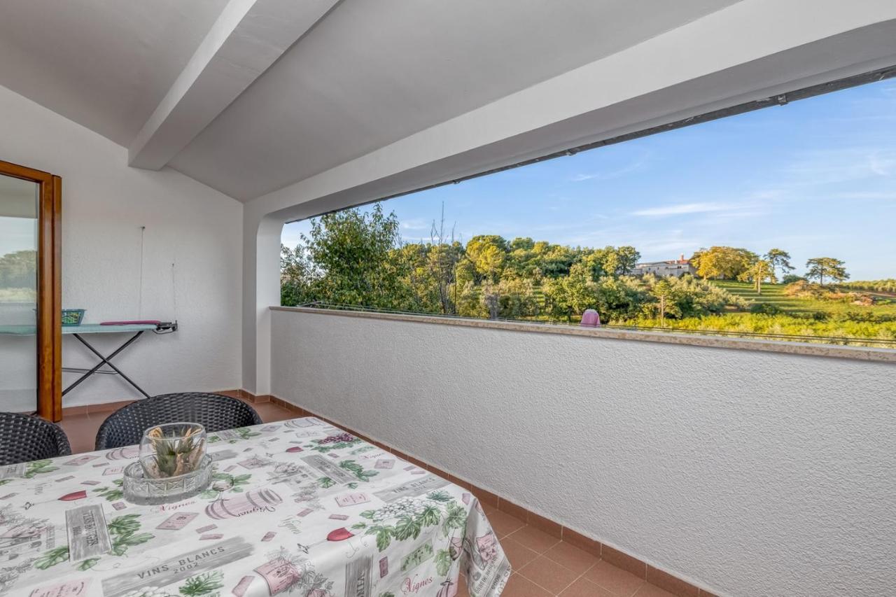 Apartment Lucijan Porec Ngoại thất bức ảnh